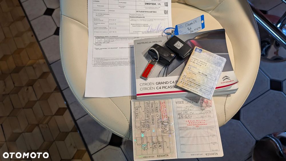 Citroën C4 Picasso THP 150 EGS6 Exclusive - 4