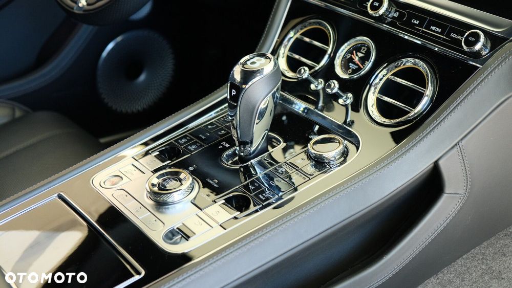 Bentley Continental GT - 18