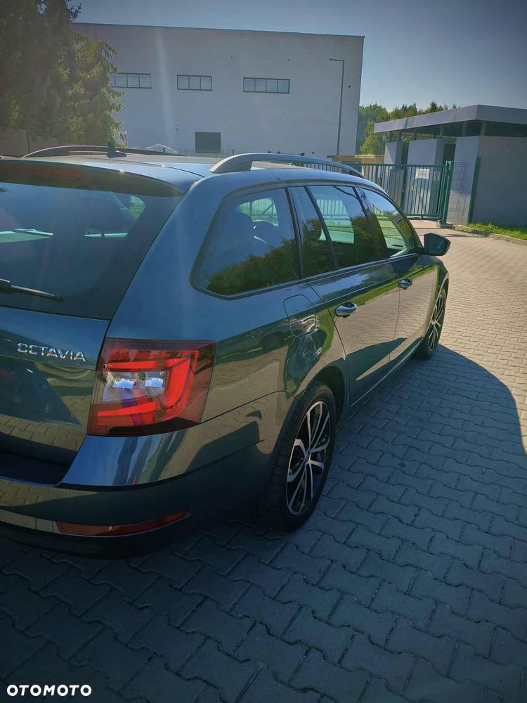 Skoda Octavia 1.6 TDI Soleil - 24