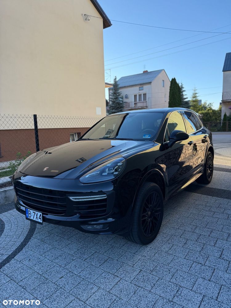 Porsche Cayenne - 3