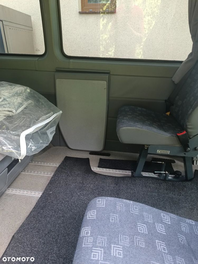 Mercedes-Benz Sprinter - 8