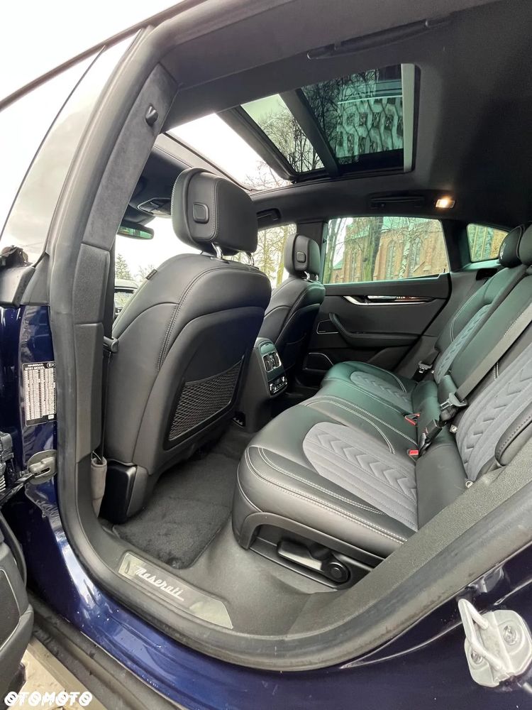 Maserati Levante S Granlusso - 22