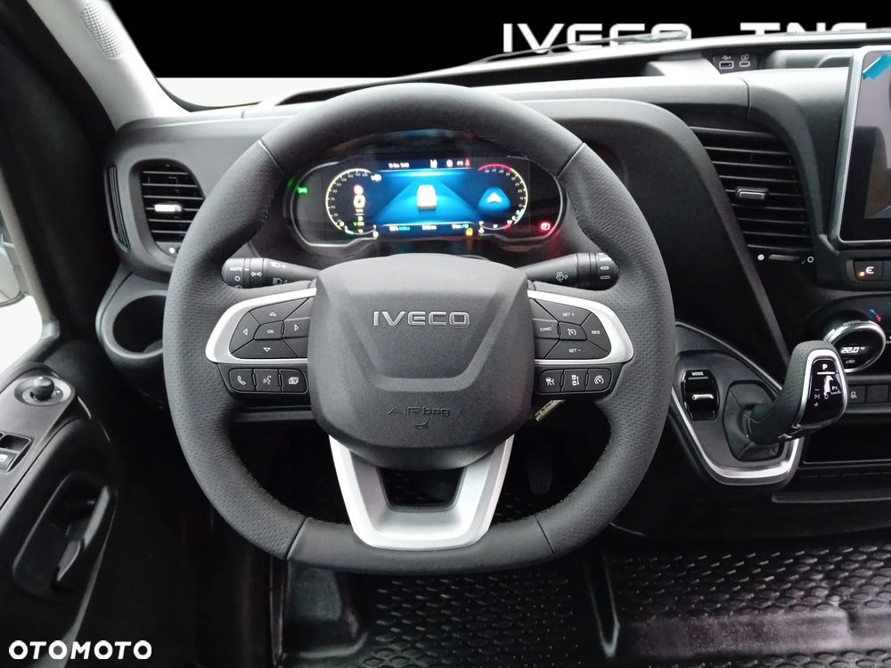 Iveco Daily L4H2 3.0 Diesel 180KM Automat Hi-Matic Brygadowy 7 osób - 20