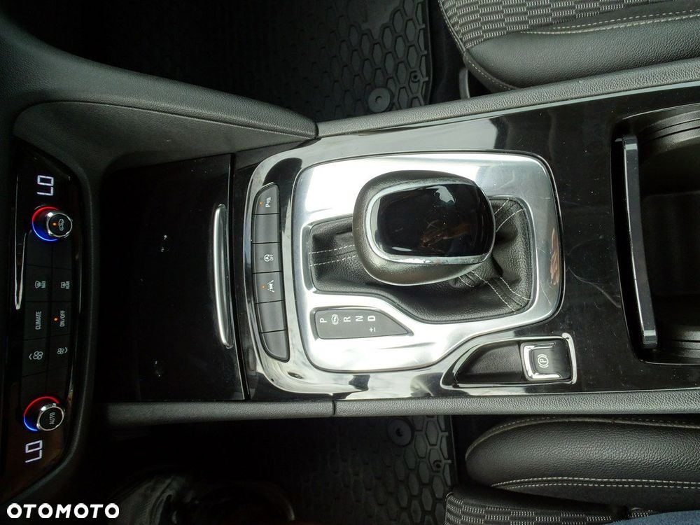Opel Insignia - 13