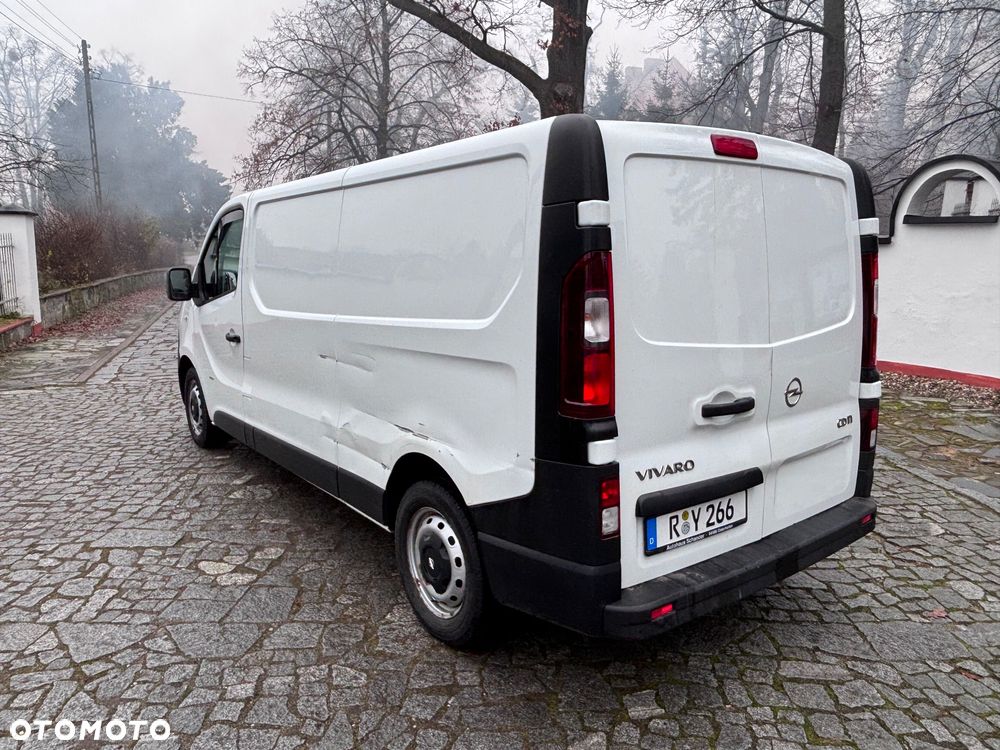 Opel Vivaro - 4
