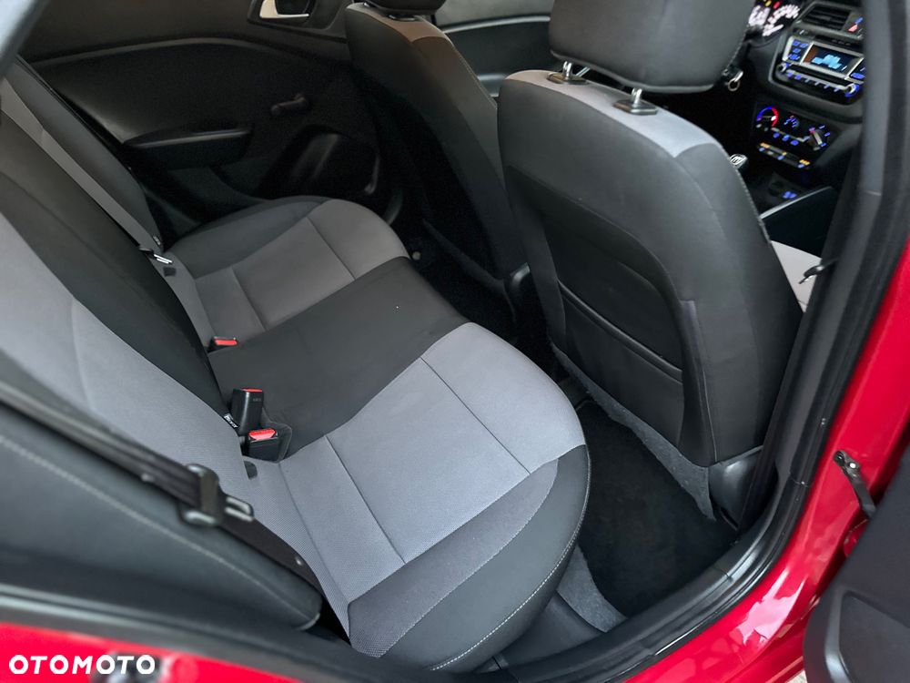Hyundai i20 1.2 YES Plus - 22