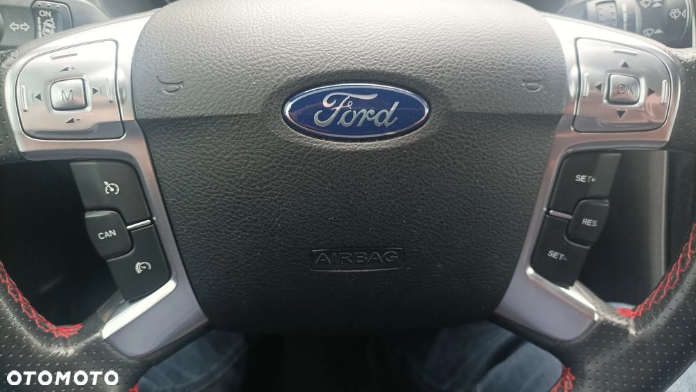 Ford Mondeo 2.0 EcoBoost Titanium S - 19