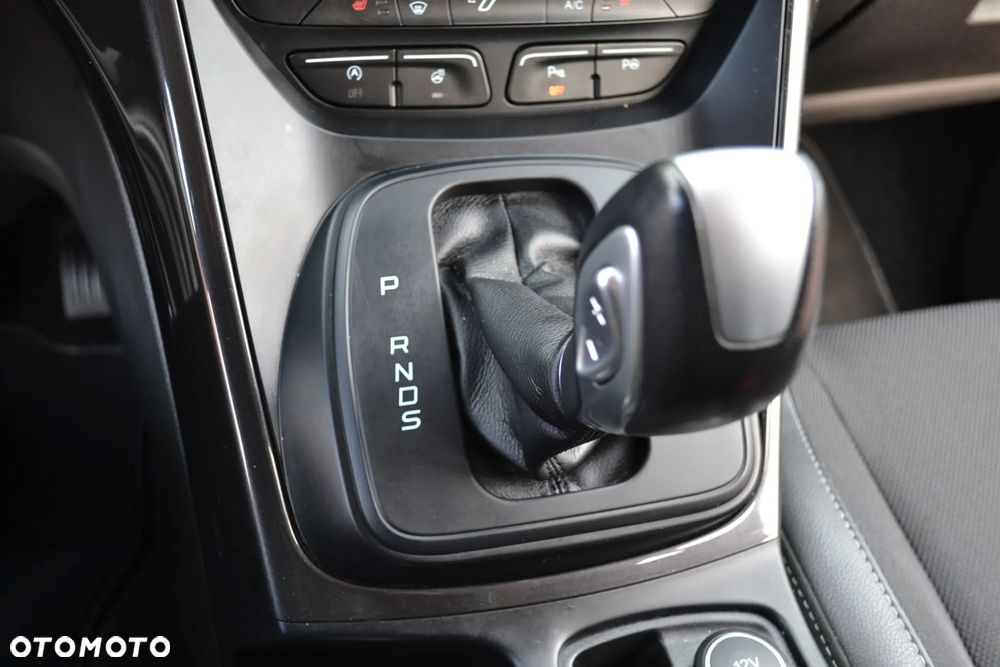 Ford Grand C-MAX - 21