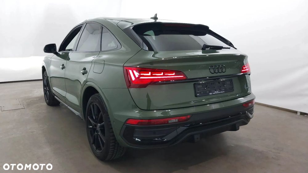 Audi Q5 Sportback - 14