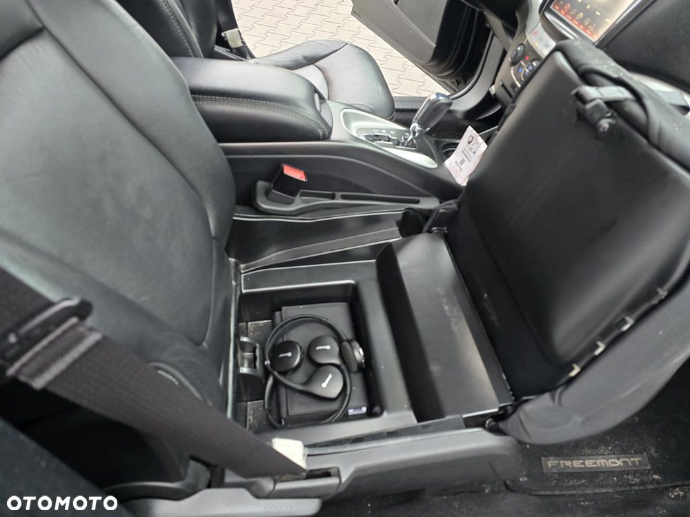 Fiat Freemont 2.0 Multijet 16V DPF Automatik Allrad Lounge - 20