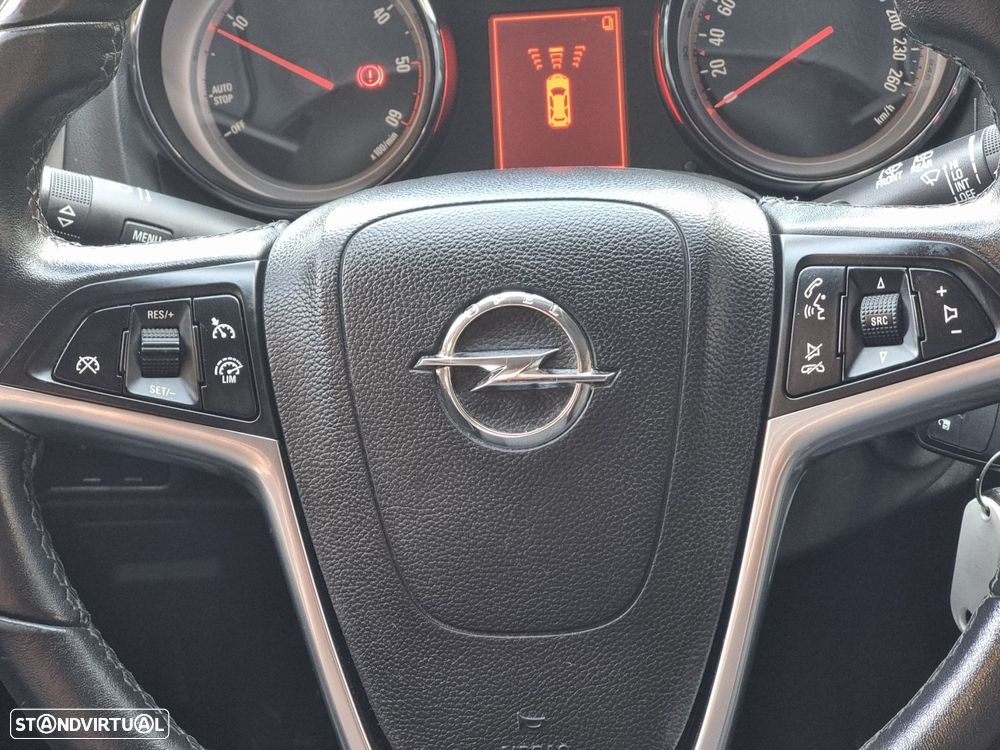Opel Astra Sports Tourer 1.6 CDTi Executive S/S - 14