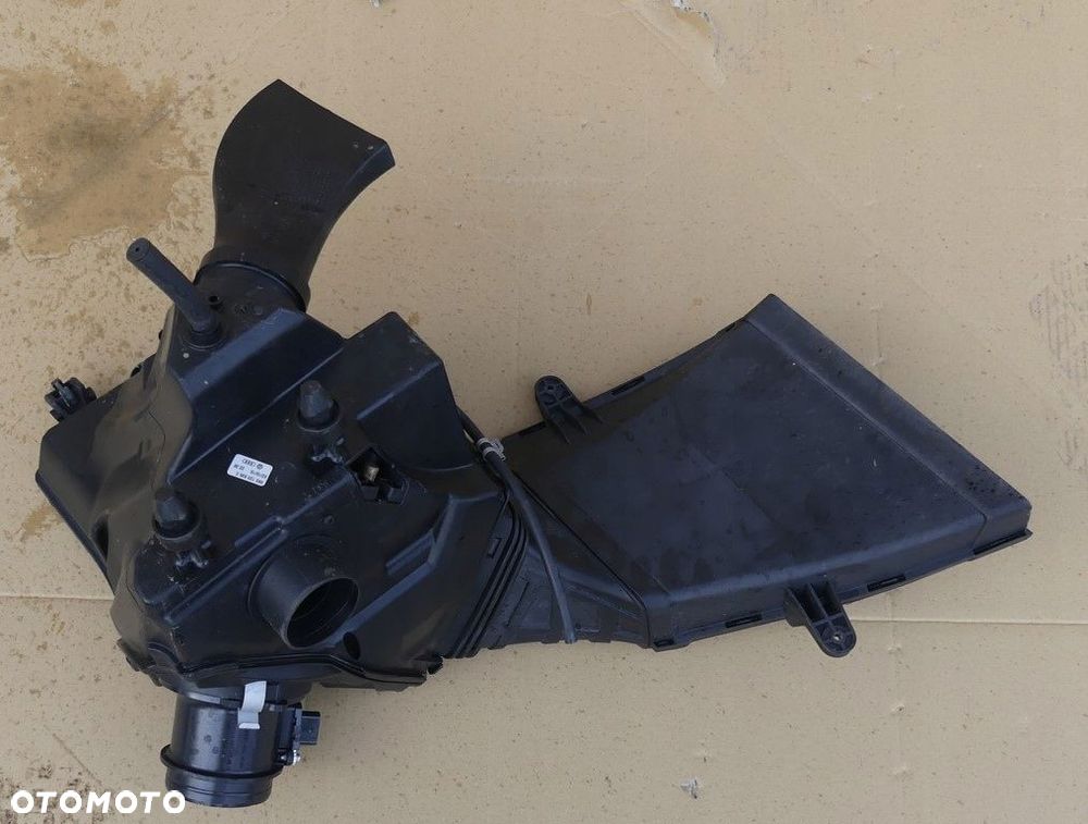 DW AUDI Q5 8R LIFT FILTR POWIETRZA WLOT PRZEPŁYWOMIERZ 8K0133835C - 2