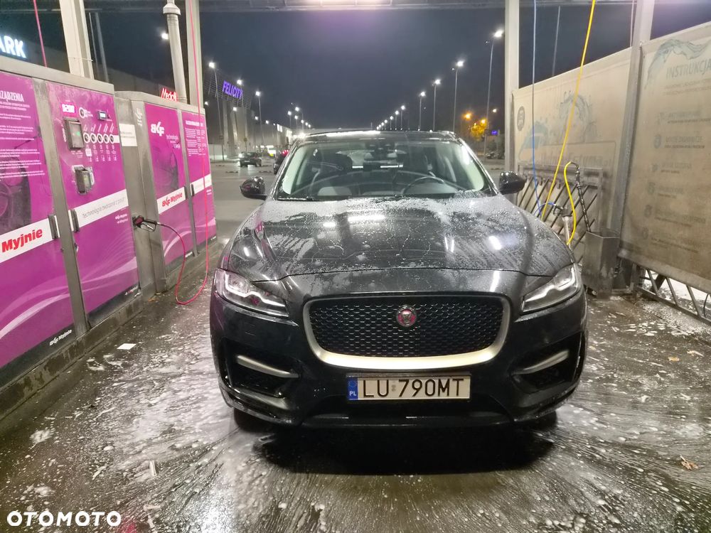 Jaguar F-Pace 3.0 V6 AWD R-Sport - 25