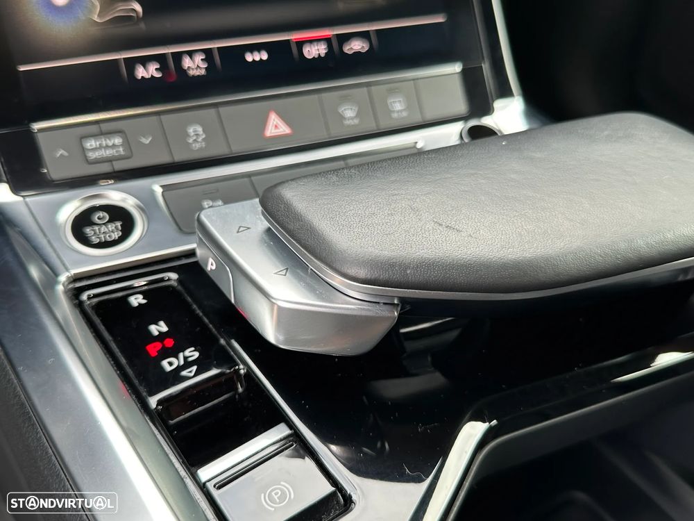 Audi e-tron - 25