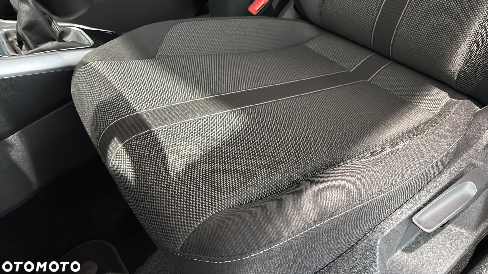 Volkswagen T-Roc 1.0 TSI Life - 12