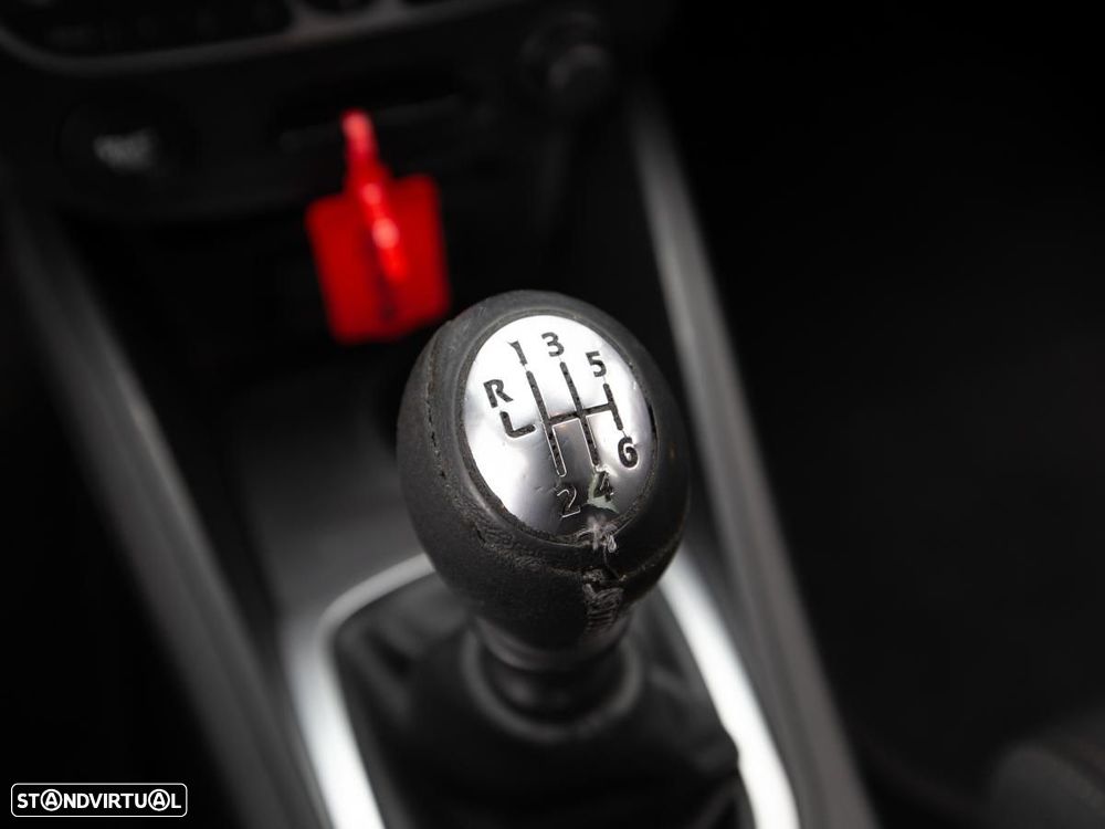 Renault Mégane Sport Tourer - 16