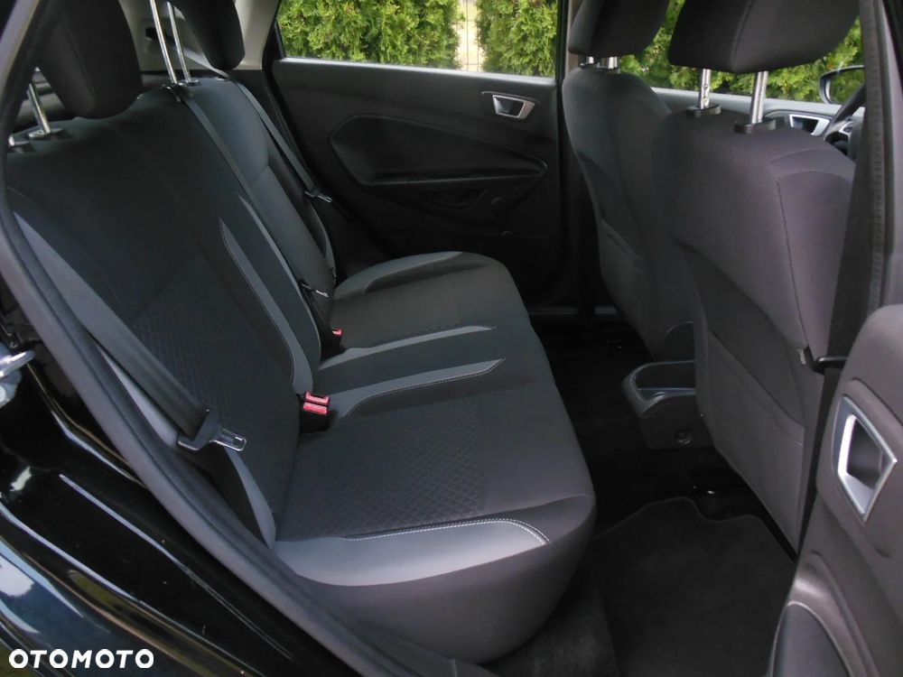 Ford Fiesta 1.0 EcoBoost Titanium - 26