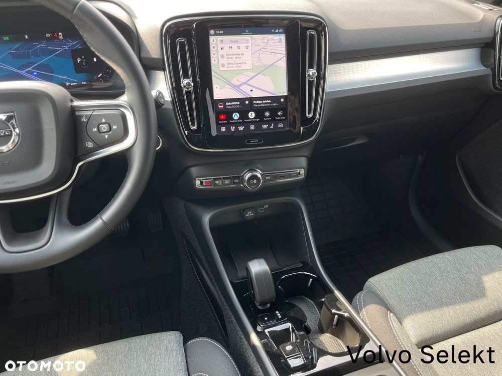 Volvo XC 40 B3 Plus Dark - 16