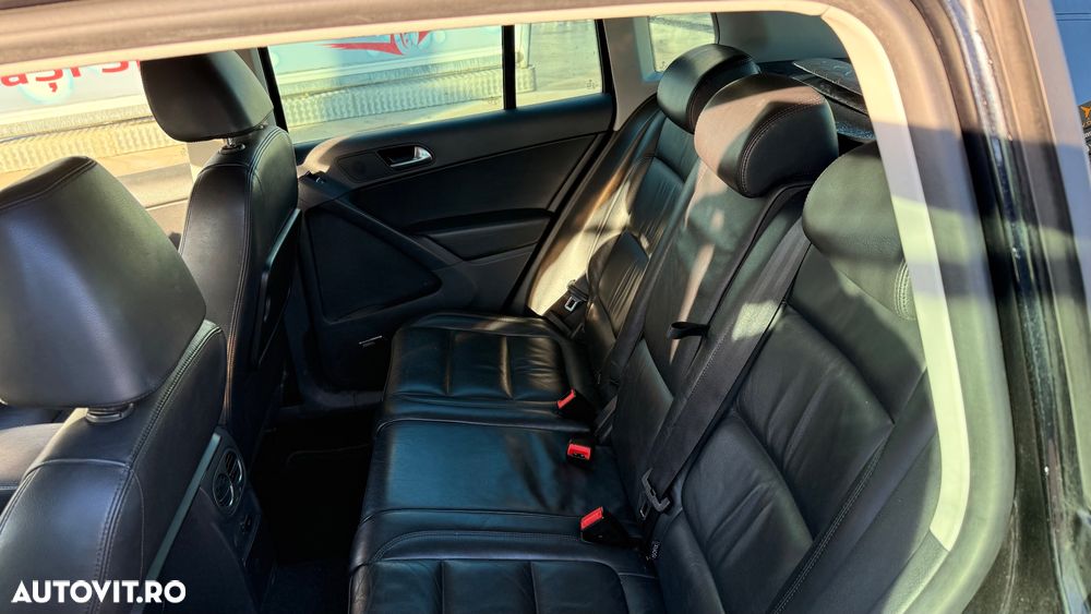 Volkswagen Tiguan 2.0 TDI 4Motion DSG Sport & Style - 10