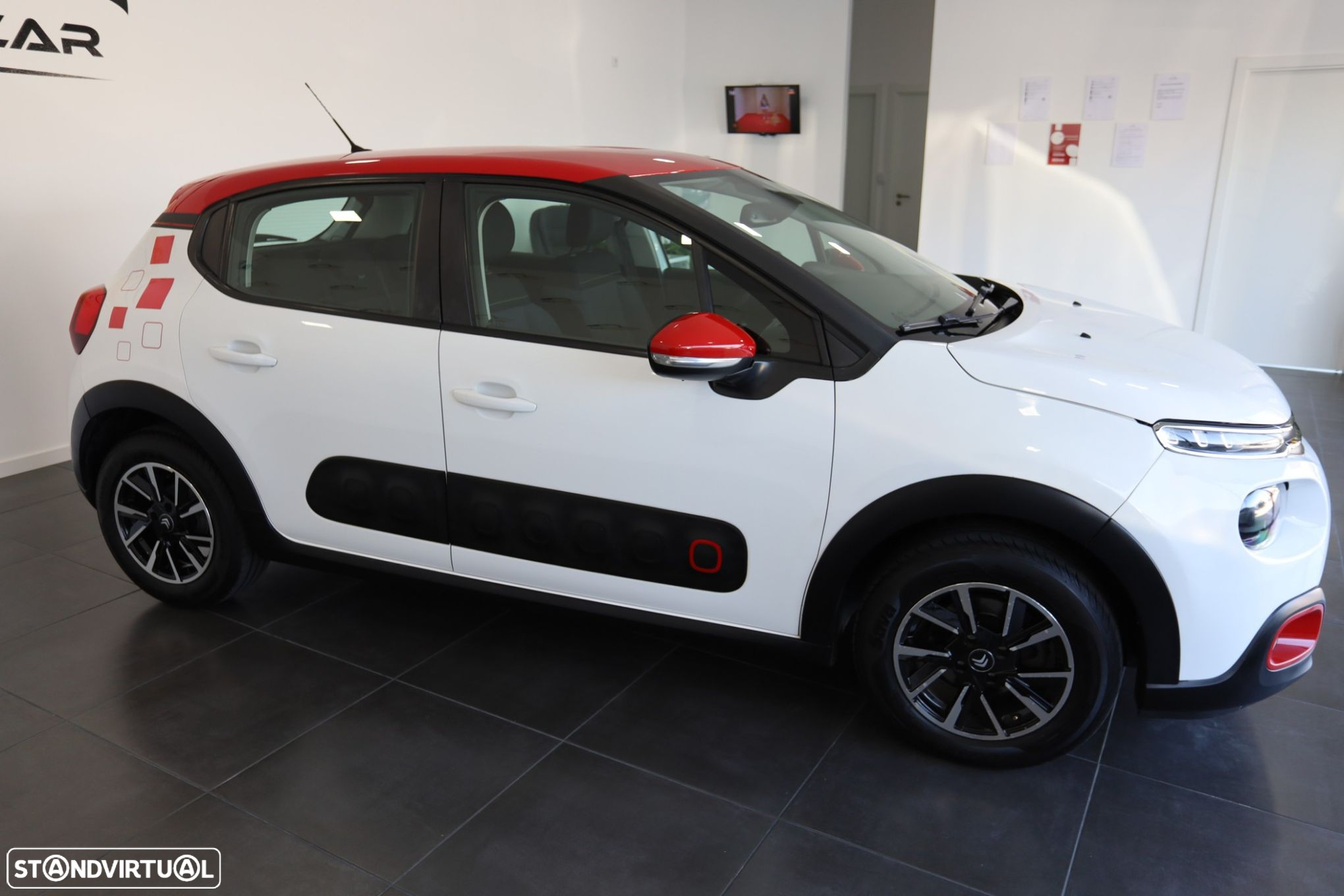 Citroën C3 1.2 PureTech Shine - 5