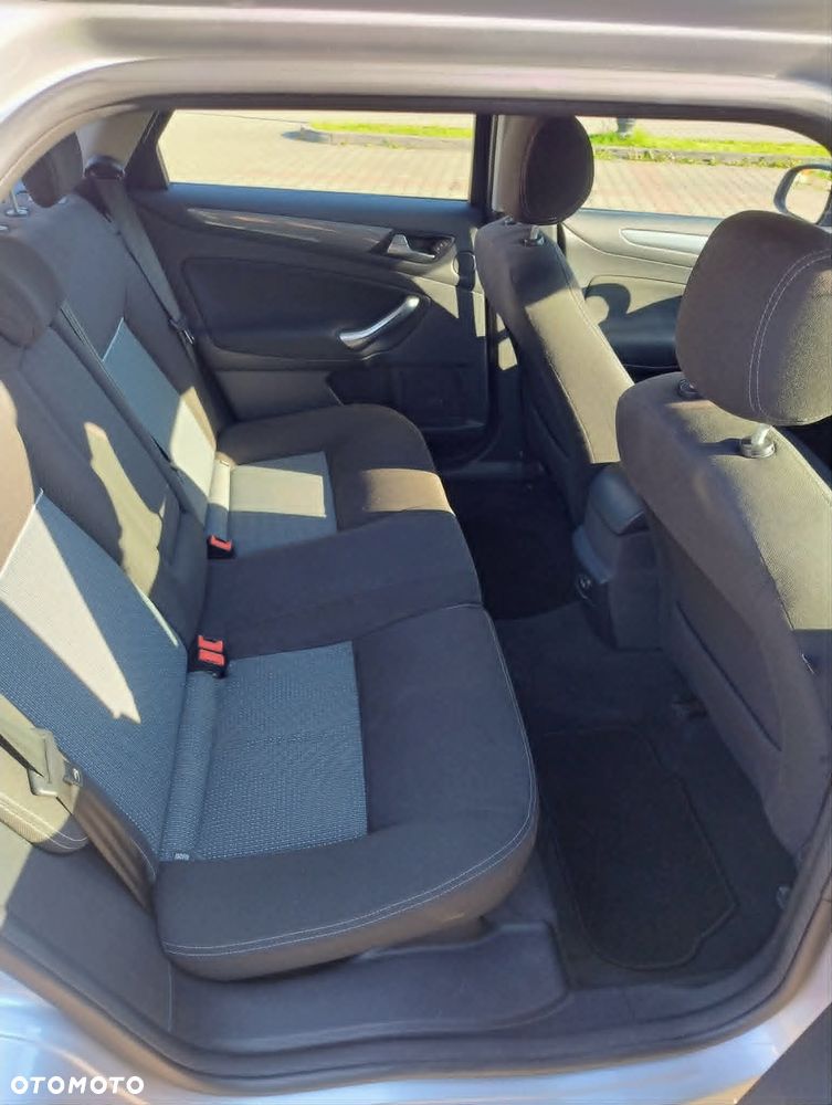 Ford Mondeo 2.0 TDCi Trend - 6