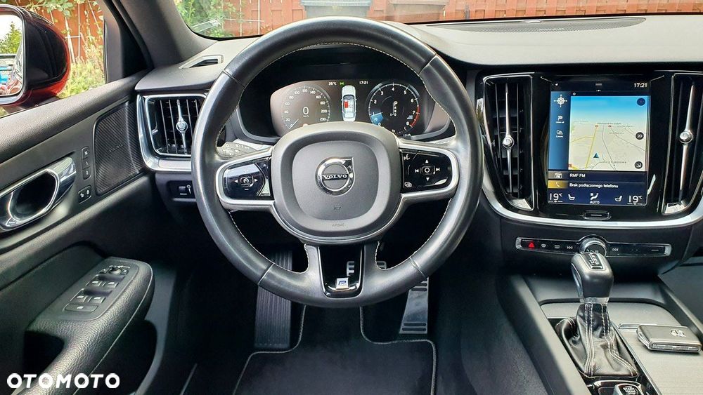 Volvo S60 T4 R-Design - 28