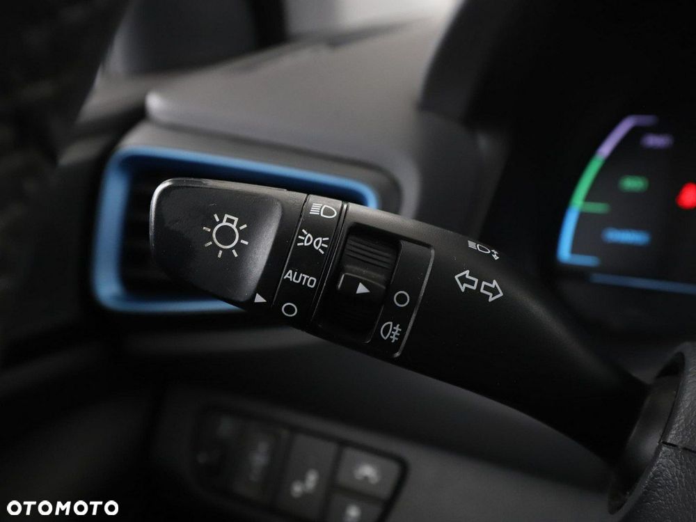 Hyundai IONIQ - 34