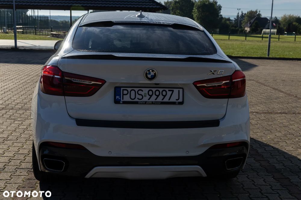 BMW X6 xDrive40d - 8