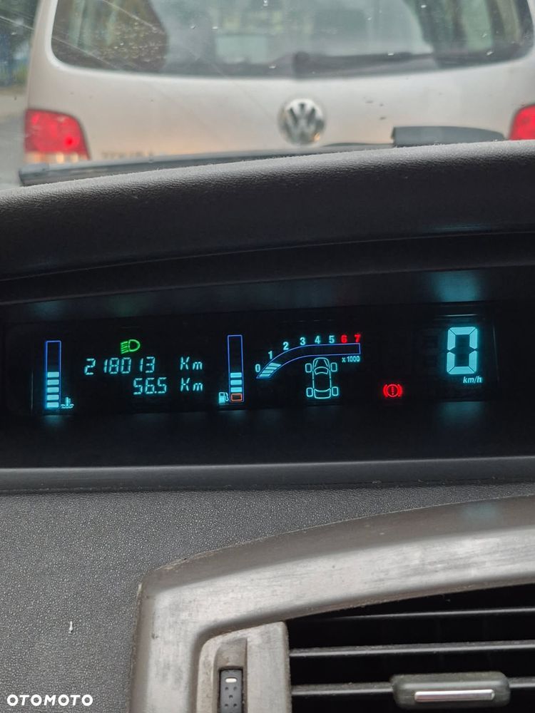 Renault Scenic 1.6 Confort Privilege - 21