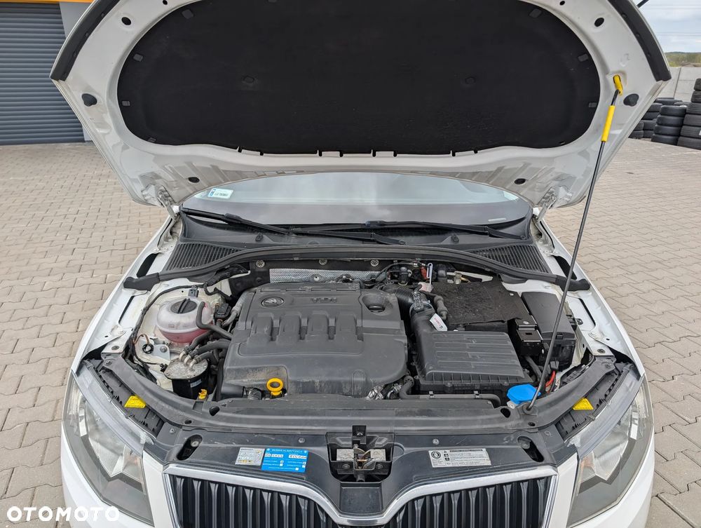 Skoda Octavia 1.6 TDI Style - 20