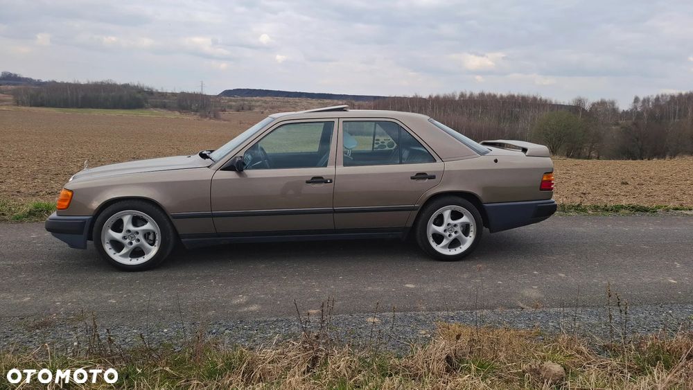 Mercedes-Benz W124 (1984-1993) - 4