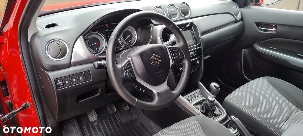 Suzuki Vitara 1.4 Boosterjet Elegance 2WD - 27