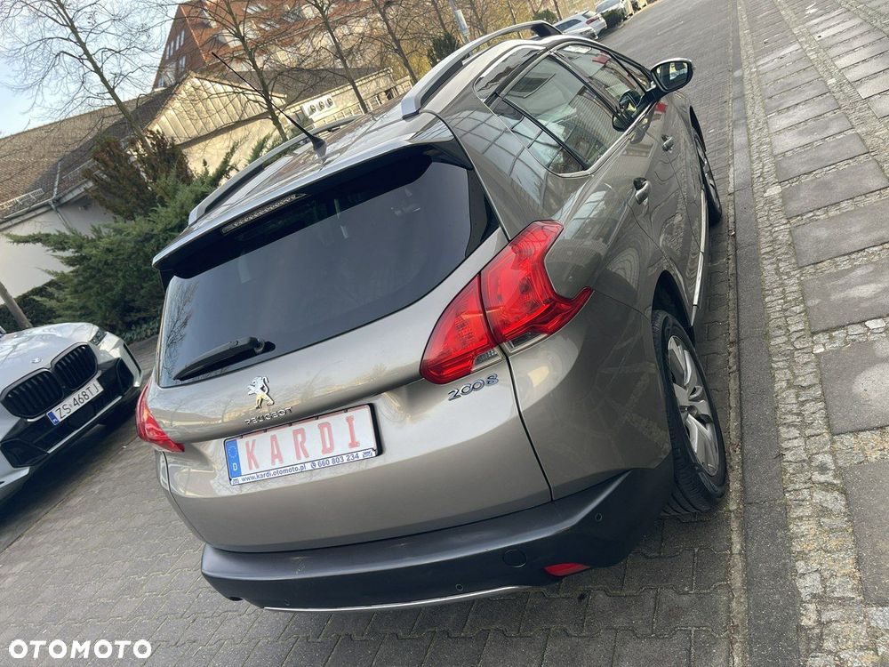 Peugeot 2008 - 7