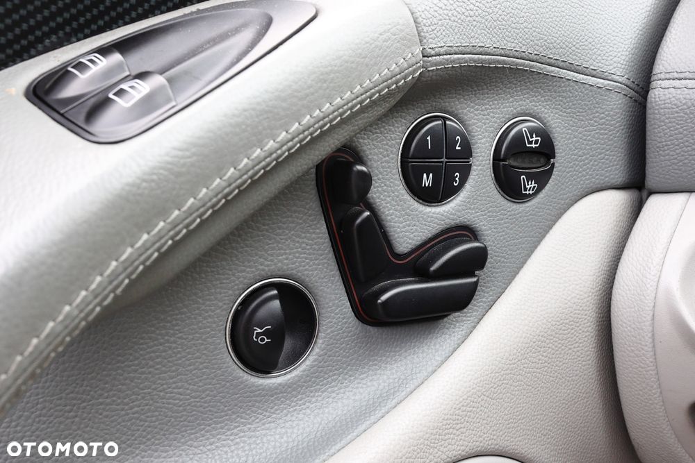 Mercedes-Benz SL 500 7G-TRONIC - 25