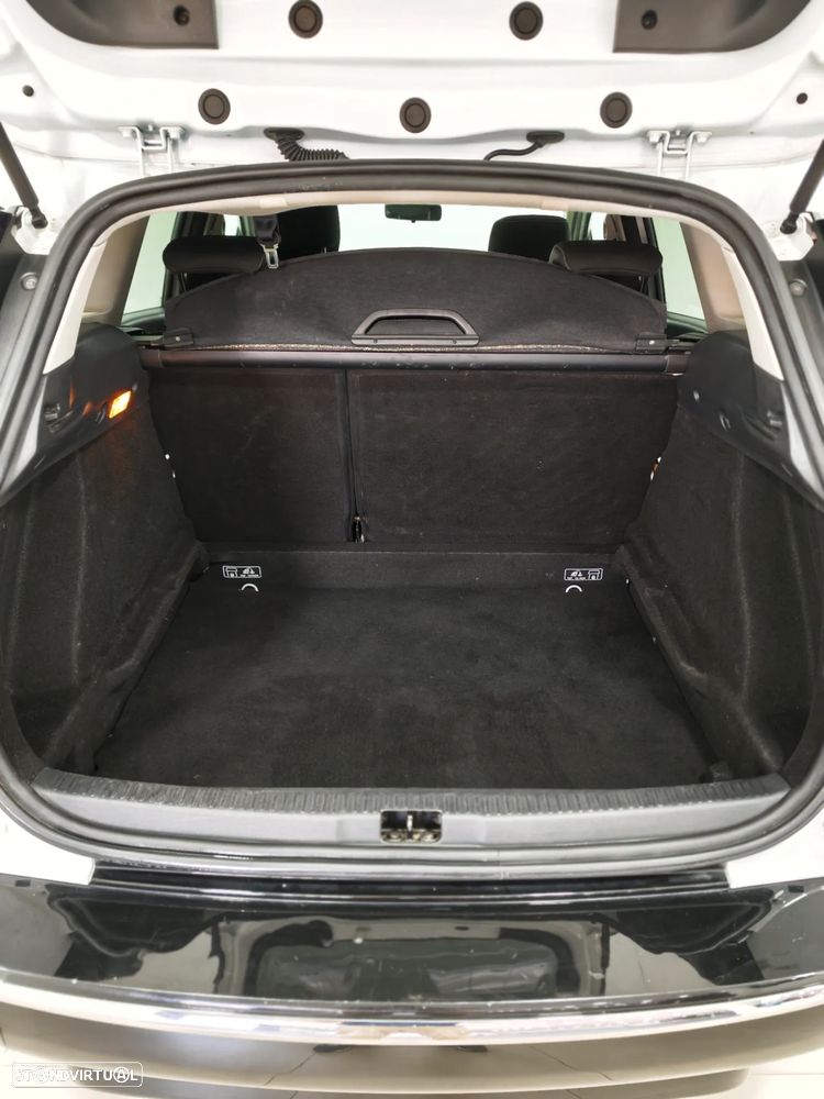 Renault Clio Sport Tourer 0.9 TCe Limited - 15
