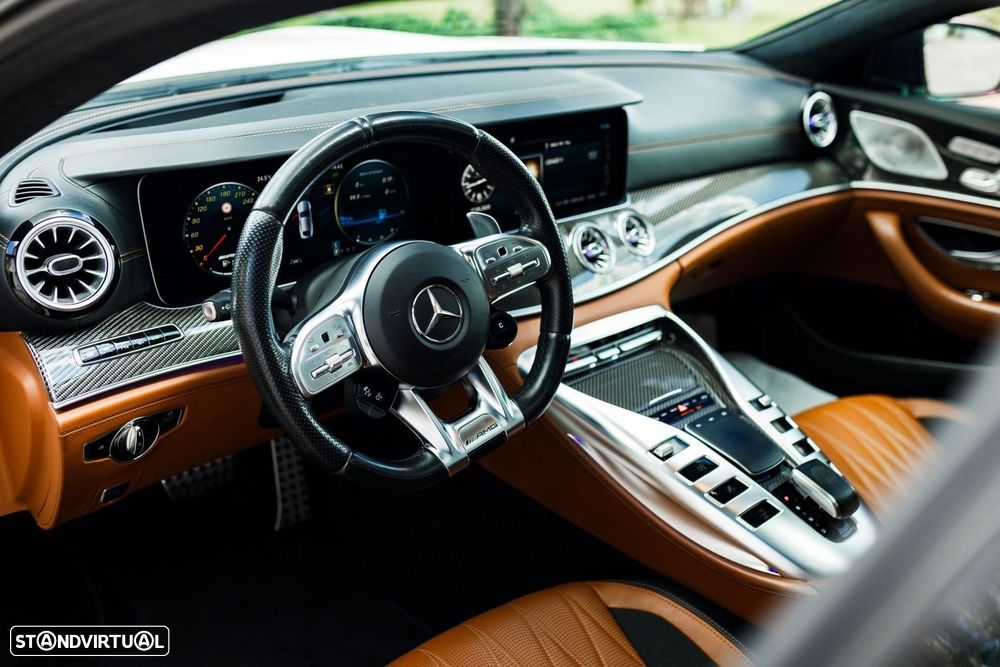 Mercedes-Benz AMG GT - 9
