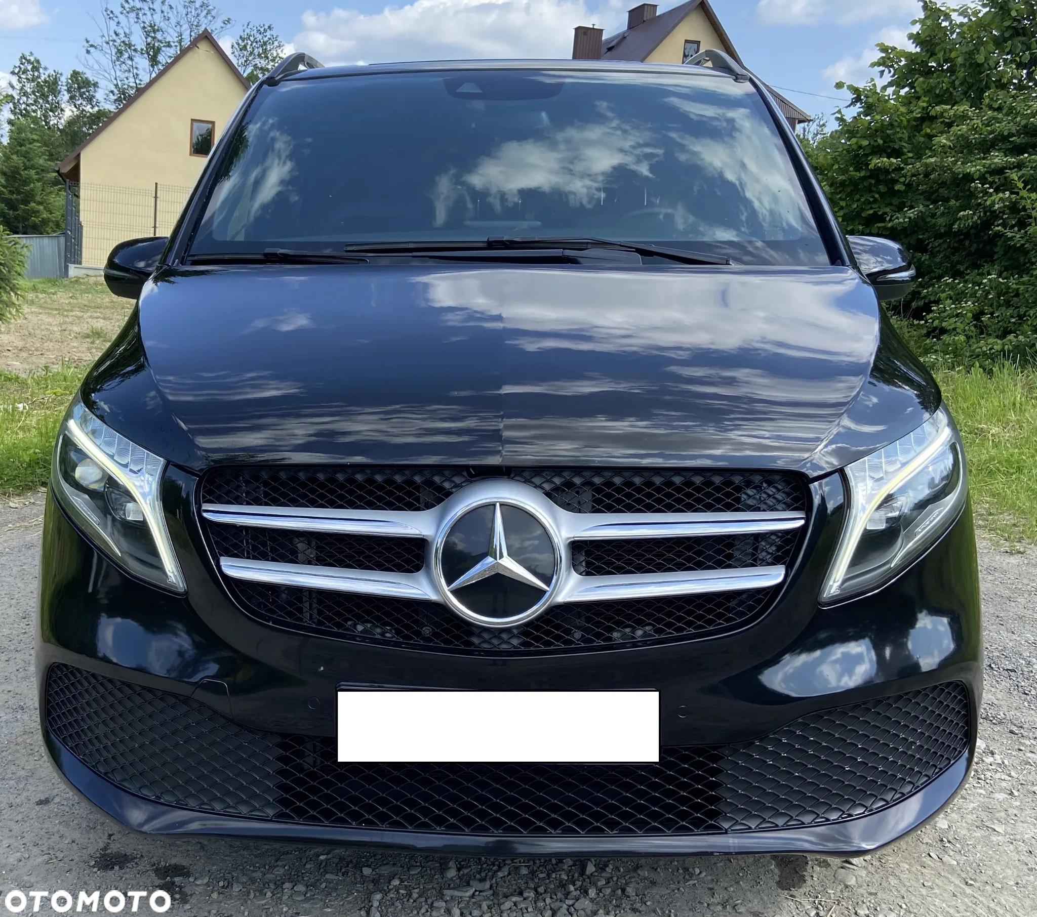 Mercedes-Benz Klasa V - 8