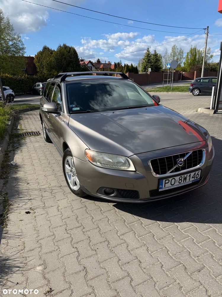 Volvo V70 2.0D Kinetic - 1