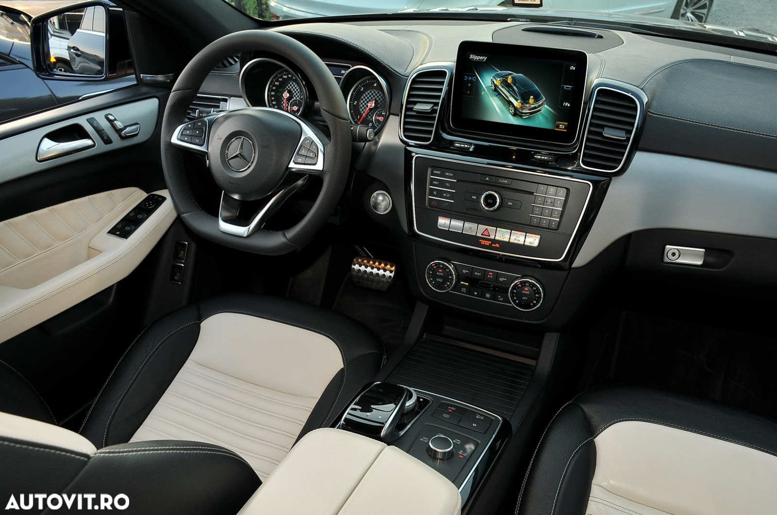 Mercedes-Benz GLE Coupe 350 d 4Matic 9G-TRONIC AMG Line - 3