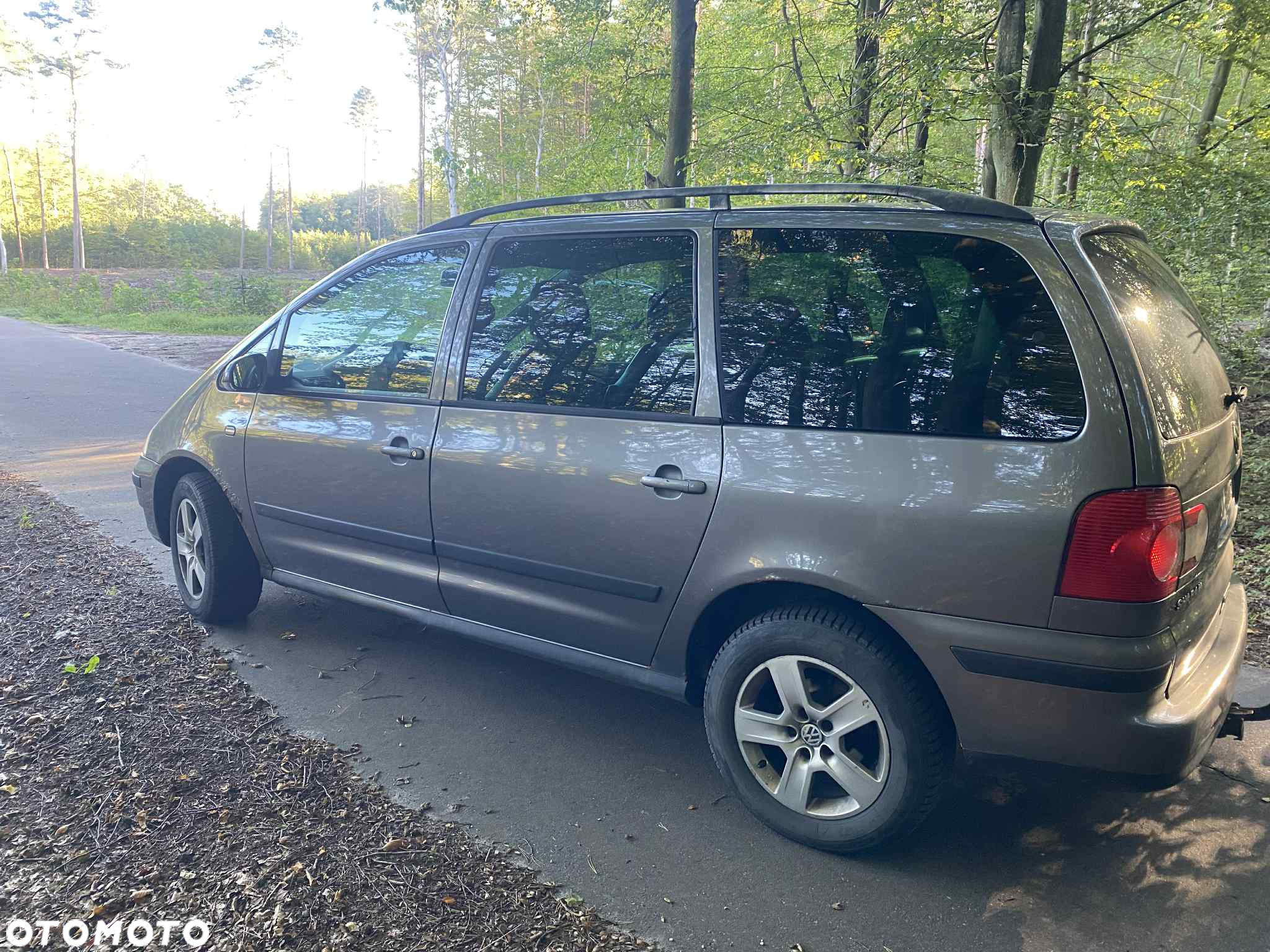 Volkswagen Sharan 1.9 TDI Basis - 5