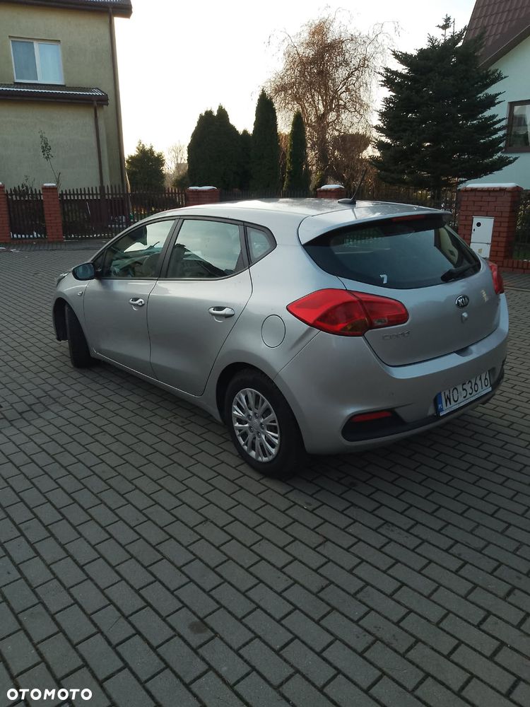 Kia Ceed 1.6 CRDi M - 2