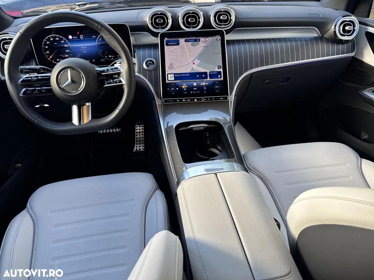 Mercedes-Benz GLC Coupe 300 e 4MATIC - 11
