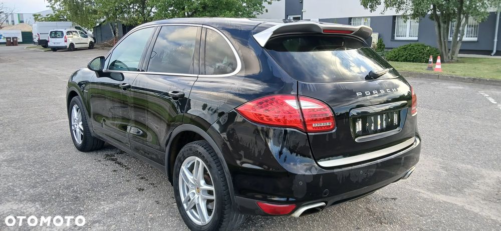 Porsche Cayenne Platinum Edition - 5