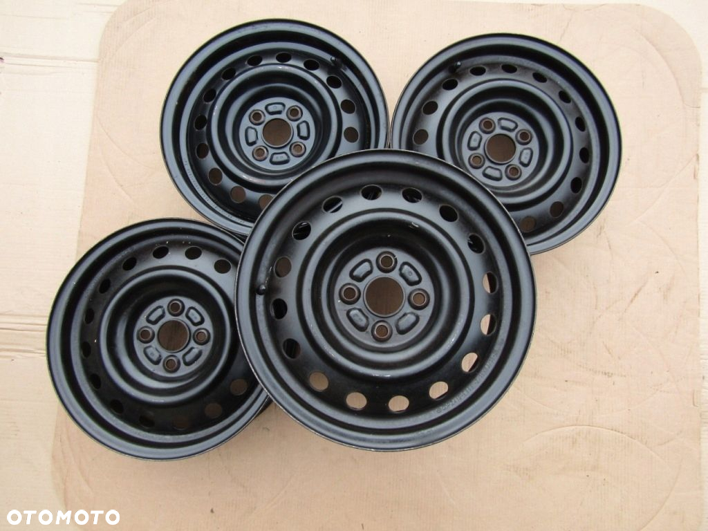 4x Felgi 15 Kia Rio IV Stonic Toyota Corolla Yaris II 6j 4x100 - 12