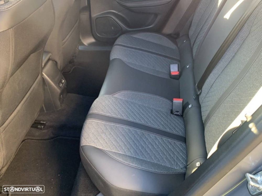 Peugeot 2008 1.2 Hybrid Allure e-DCS6 - 10