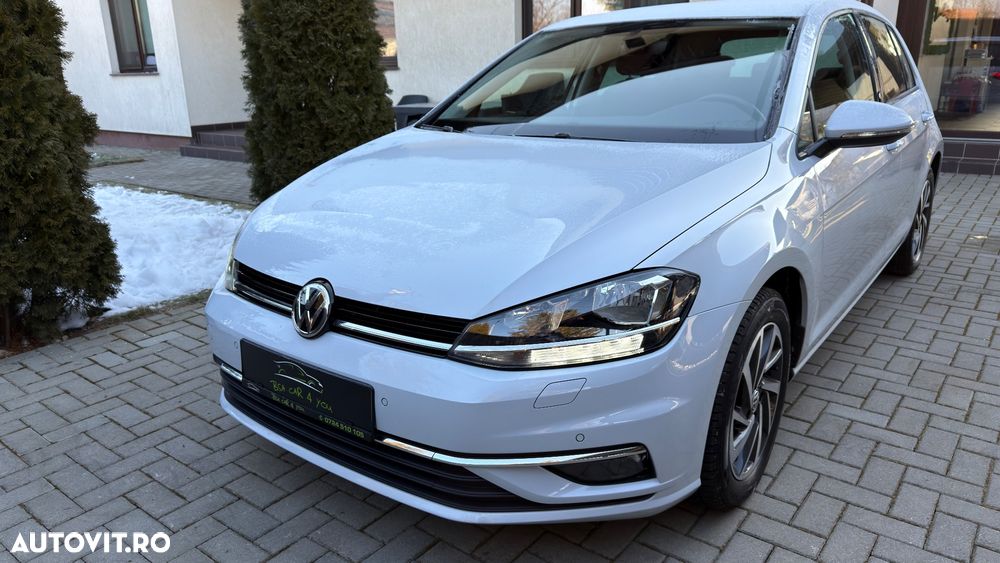 Volkswagen Golf 1.0 TSI Sound - 23