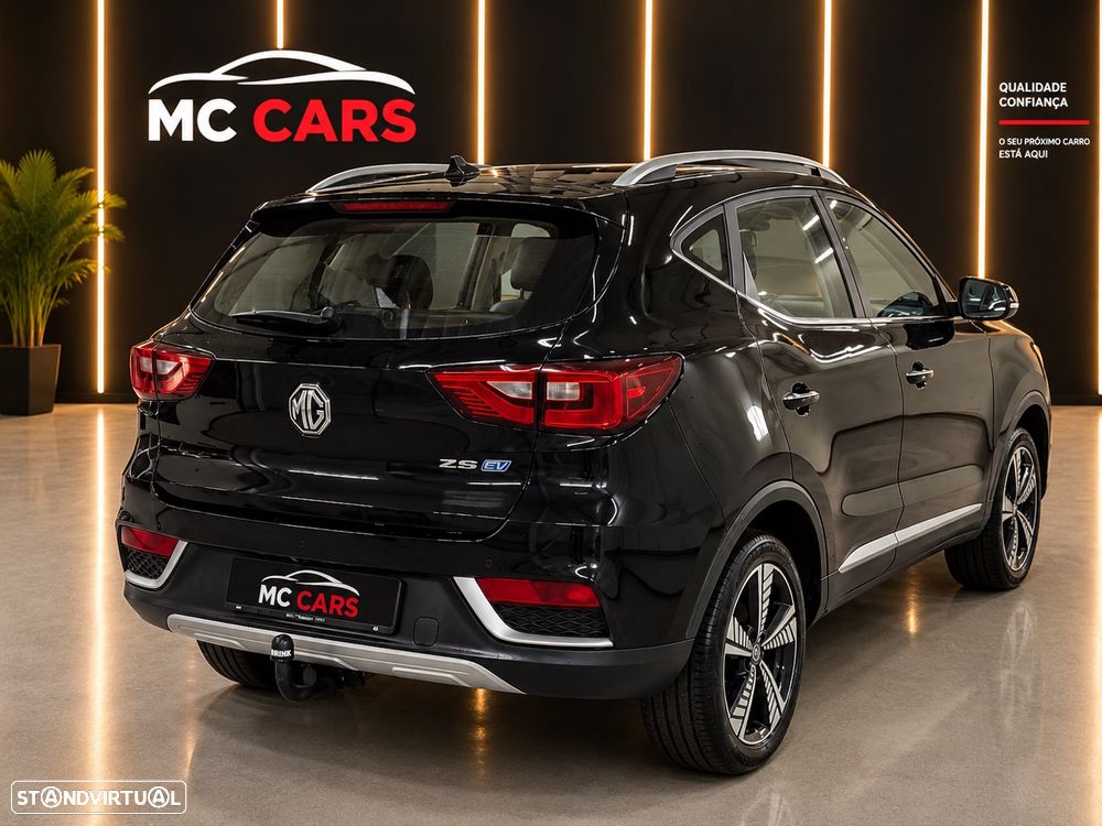MG ZS EV 44.5 kWh Luxury - 2