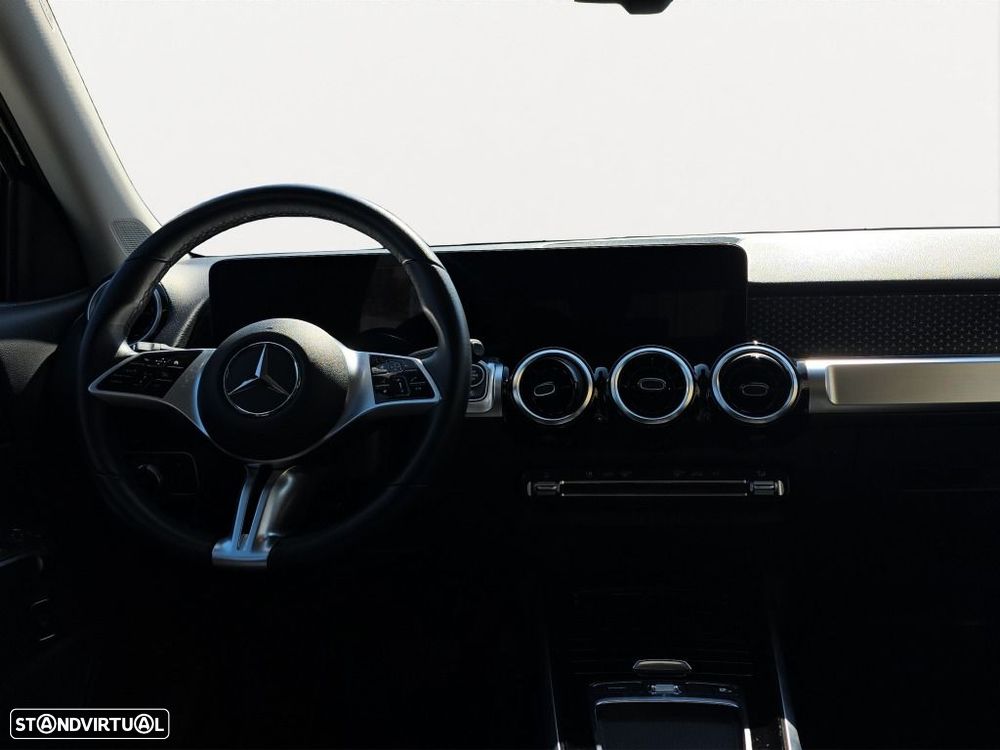 Mercedes-Benz GLB 180 d - 12