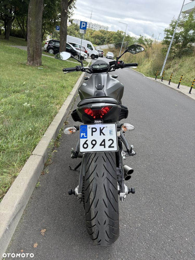 Yamaha MT - 7