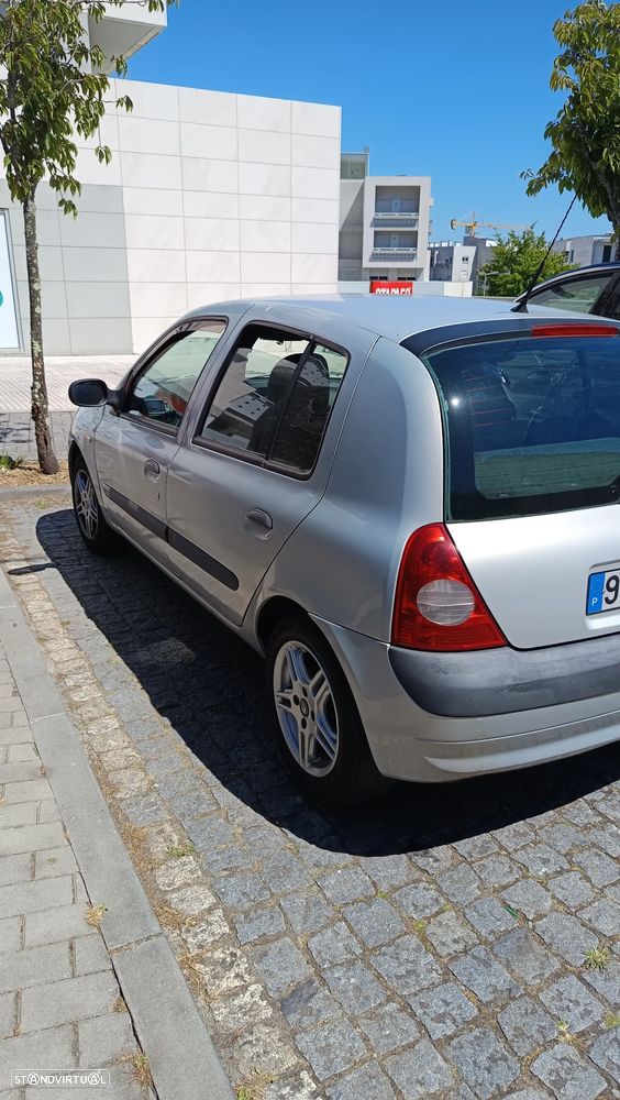 Renault Clio 1.5 dCi Confort - 3